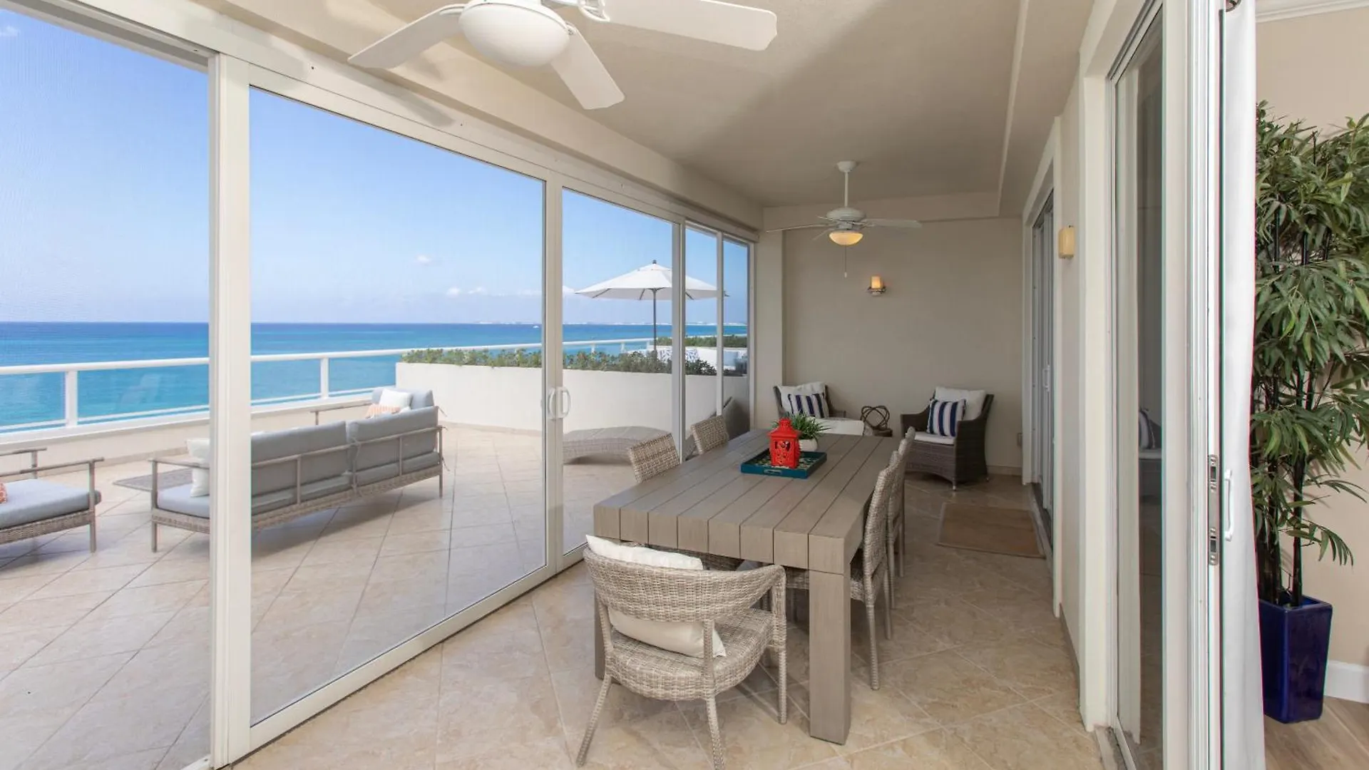 South Bay Beach Club 28 - 3Bedroom 2 Bathroom Unit George Town 0*,  Cayman Islands
